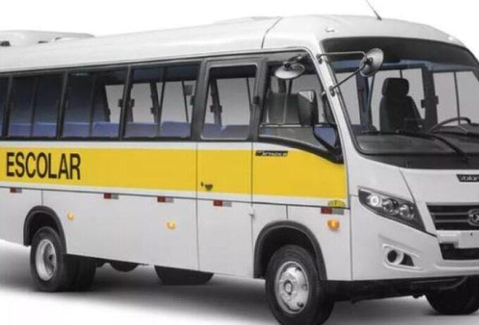 APAE/Dourados conquista micro-ônibus pela ação de Geraldo Resende e governo do Estado