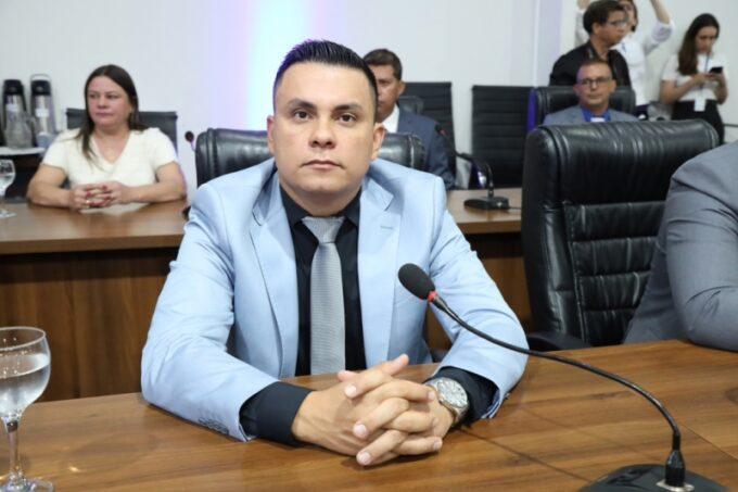 Dalton inicia mandato em Dourados promovendo ações e ouvindo a população