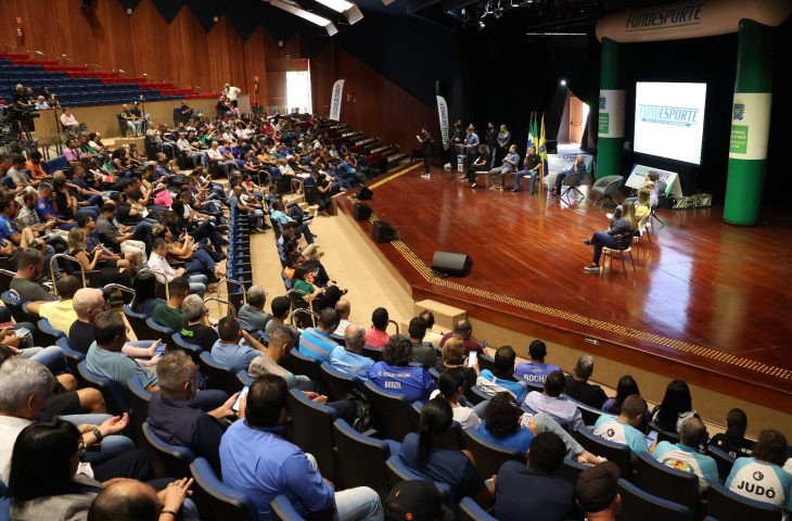 Encontro estadual apresenta calendário esportivo e alinha políticas públicas