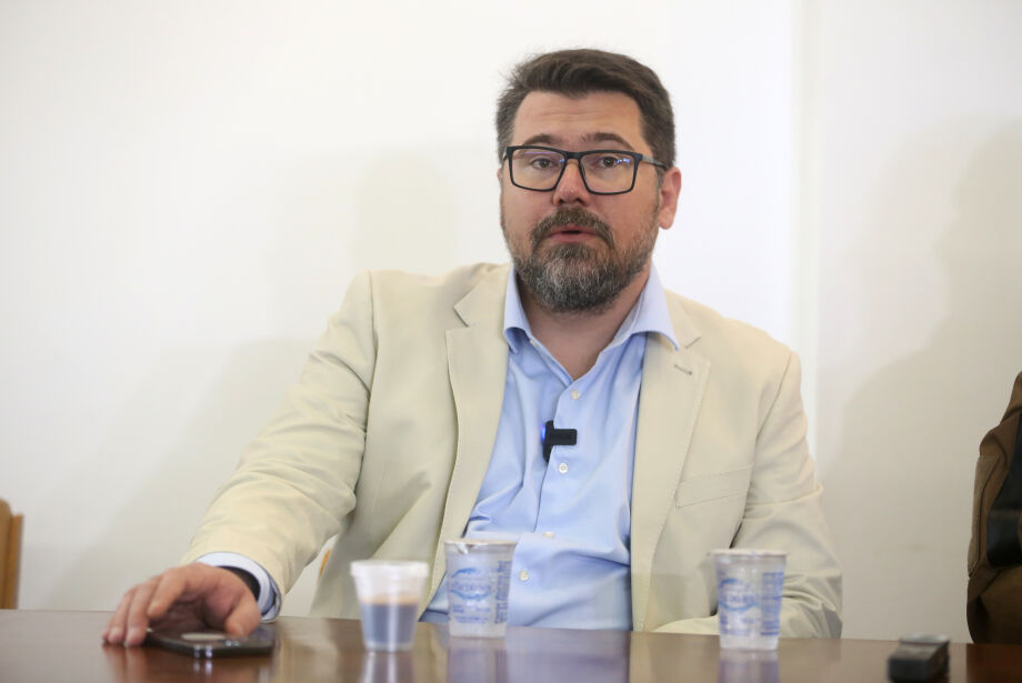 ARMAMENTISTAS ACUSAM MARCOS POLLON DE USAR ONG PARA ENRIQUECIMENTO PESSOAL