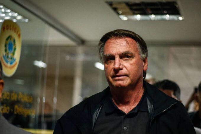 BOLSONARO LIDEROU TRAMA E TINHA ATÉ DISCURSO PÓS-GOLPE PRONTO, DIZ PGR