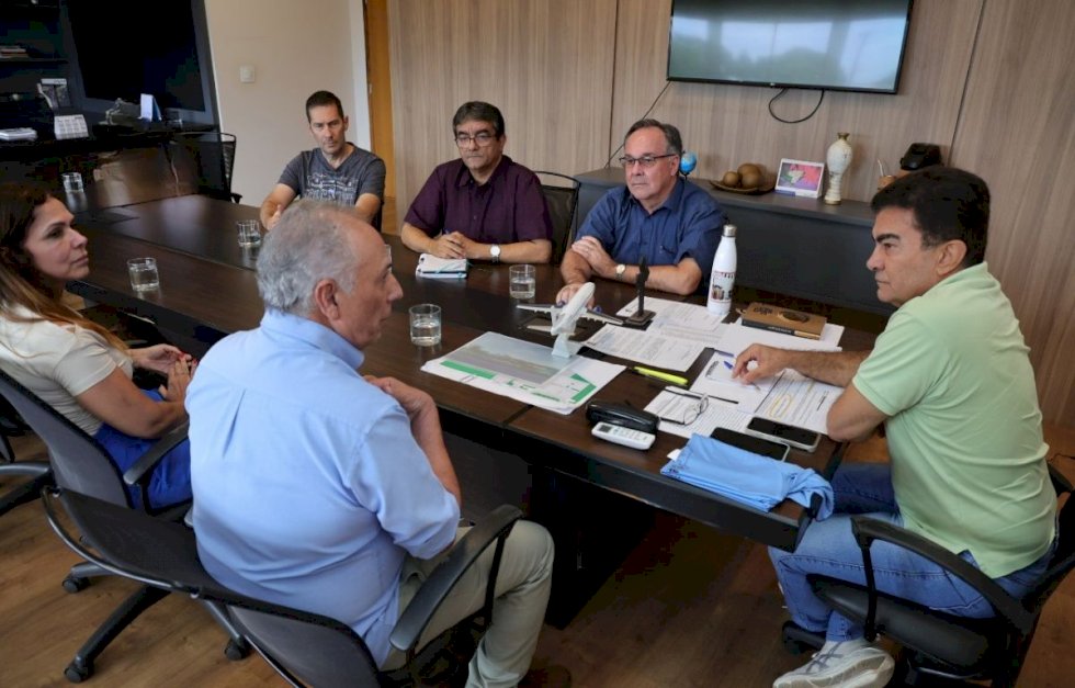 PREFEITURA RECEBE PRESIDENTE DO DETRAN E DISCUTE MELHORIAS NO TRÂNSITO