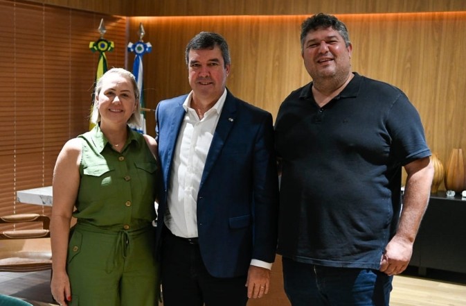 Riedel reafirma compromisso com vereadores do PSDB em Dourados