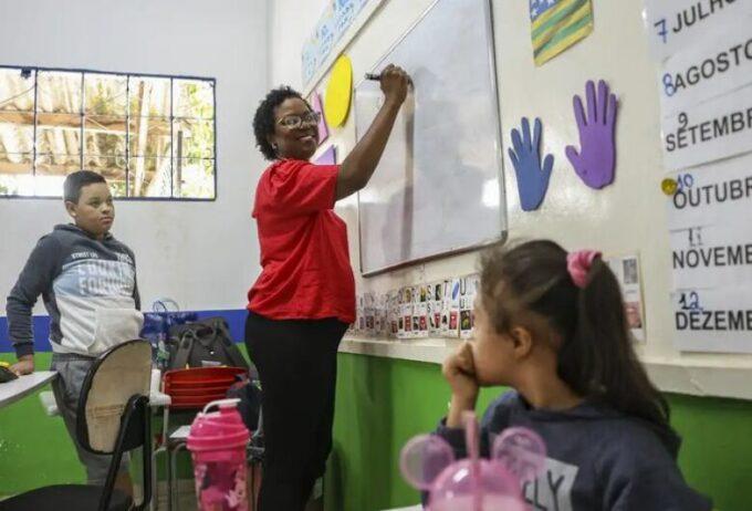 Cadastro no Pé-de-Meia Licenciaturas deve ser finalizado até 30 de março