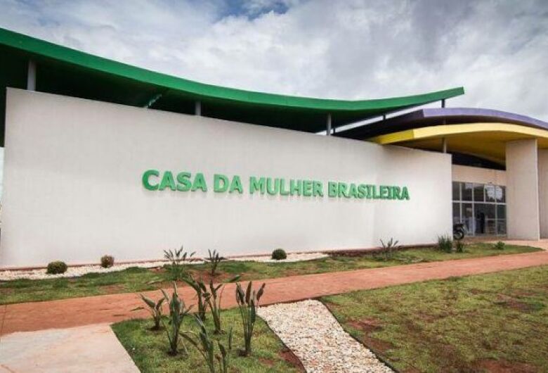 Delegadas que atenderam jornalista morta pelo ex-noivo são removidas