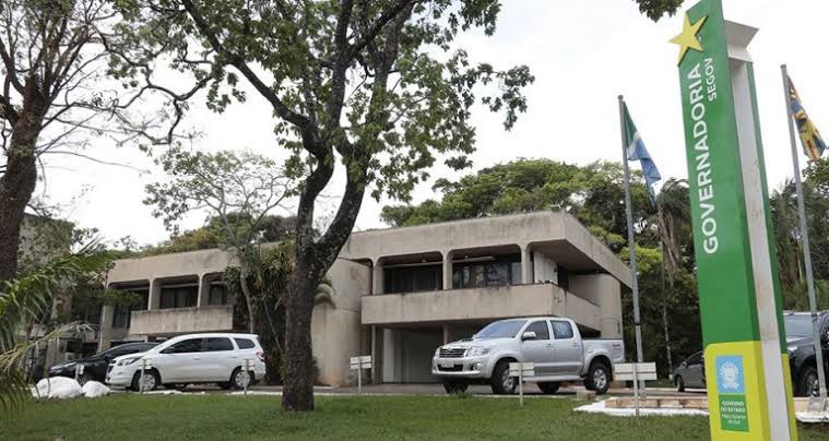 Governo publica nova tabela de salário de professores convocados