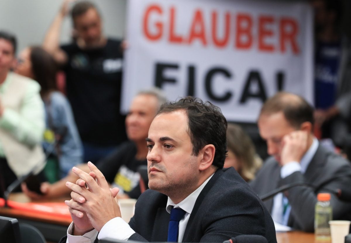 EM SESSÃO CAÓTICA, CONSELHO DE ÉTICA APROVA A CASSAÇÃO DE GLAUBER BRAGA