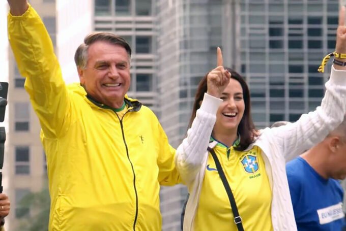ÚNICA DE MS A DISCURSAR NA PAULISTA, VICE-PREFEITA DIZ QUE A DEMOCRACIA VIROU RÉ DO STF