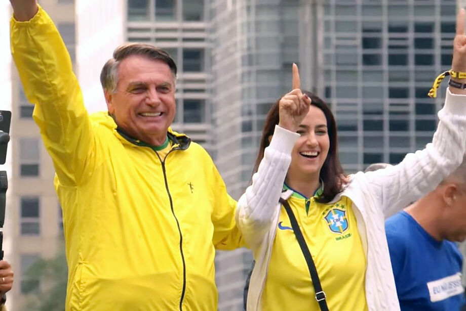 ÚNICA DE MS A DISCURSAR NA PAULISTA, VICE-PREFEITA DIZ QUE A DEMOCRACIA VIROU RÉ DO STF