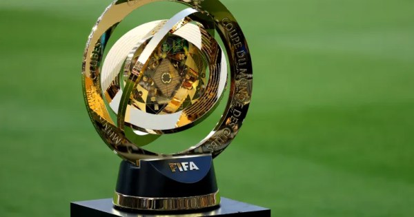 Mundial de Clubes: Botafogo vence, Palmeiras empata e Flamengo joga nesta segunda-feira (16)