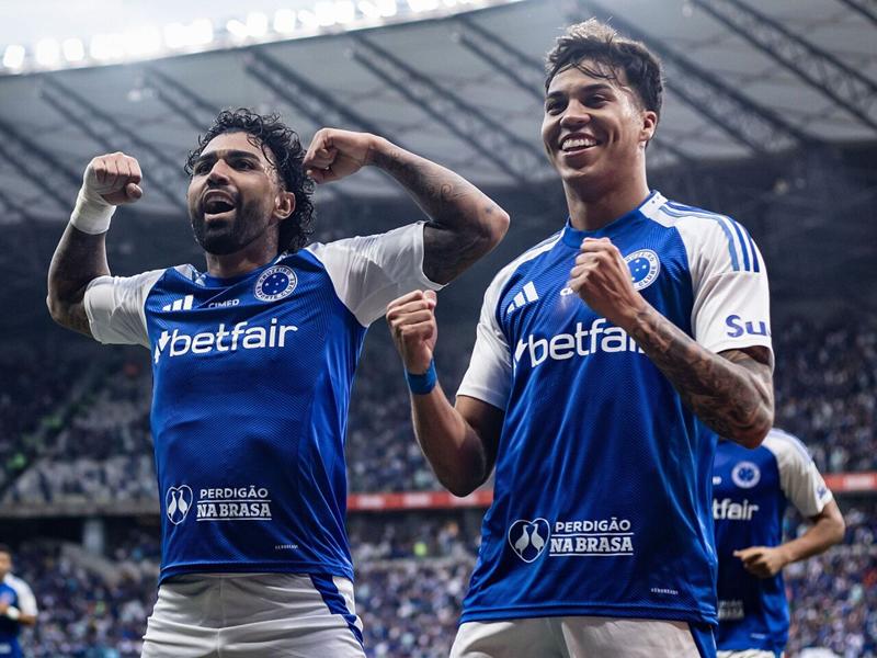 Futebol: Brasileirão terá nesta quarta disputa direta pelo G4