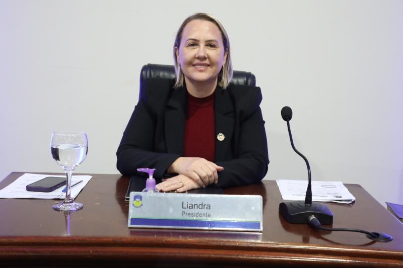 Liandra da Saúde cobra atendimento prioritário às pessoas com fibromialgia