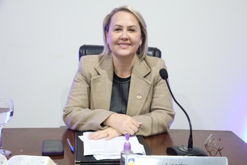 LIANDRA SOLICITA PATROLAMENTO E CASCALHAMENTO PARA O BAIRRO BONANZA