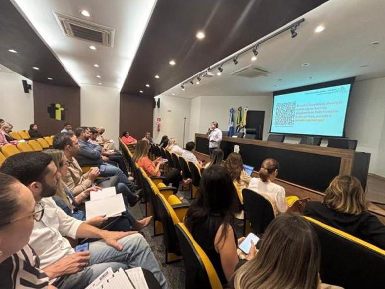 SES capacita secretarias de saúde para efetivar a regionalização do SUS