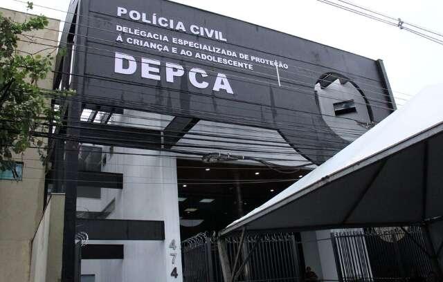 PAI É PRESO APÓS ABUSAR DA FILHA DE 15 ANOS: DIZ QUE ERA HORA DE PERDER A VIRGINDADE