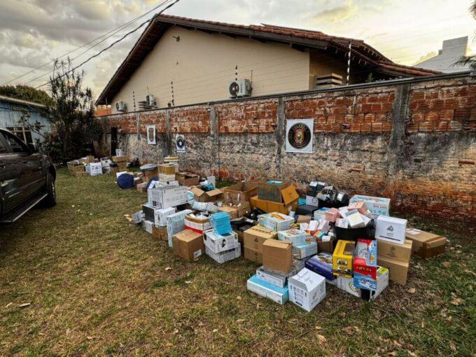 AÇÃO CONJUNTA PRENDE SETE E DESMONTA 'CASA DA MUAMBA' EM DOURADOS