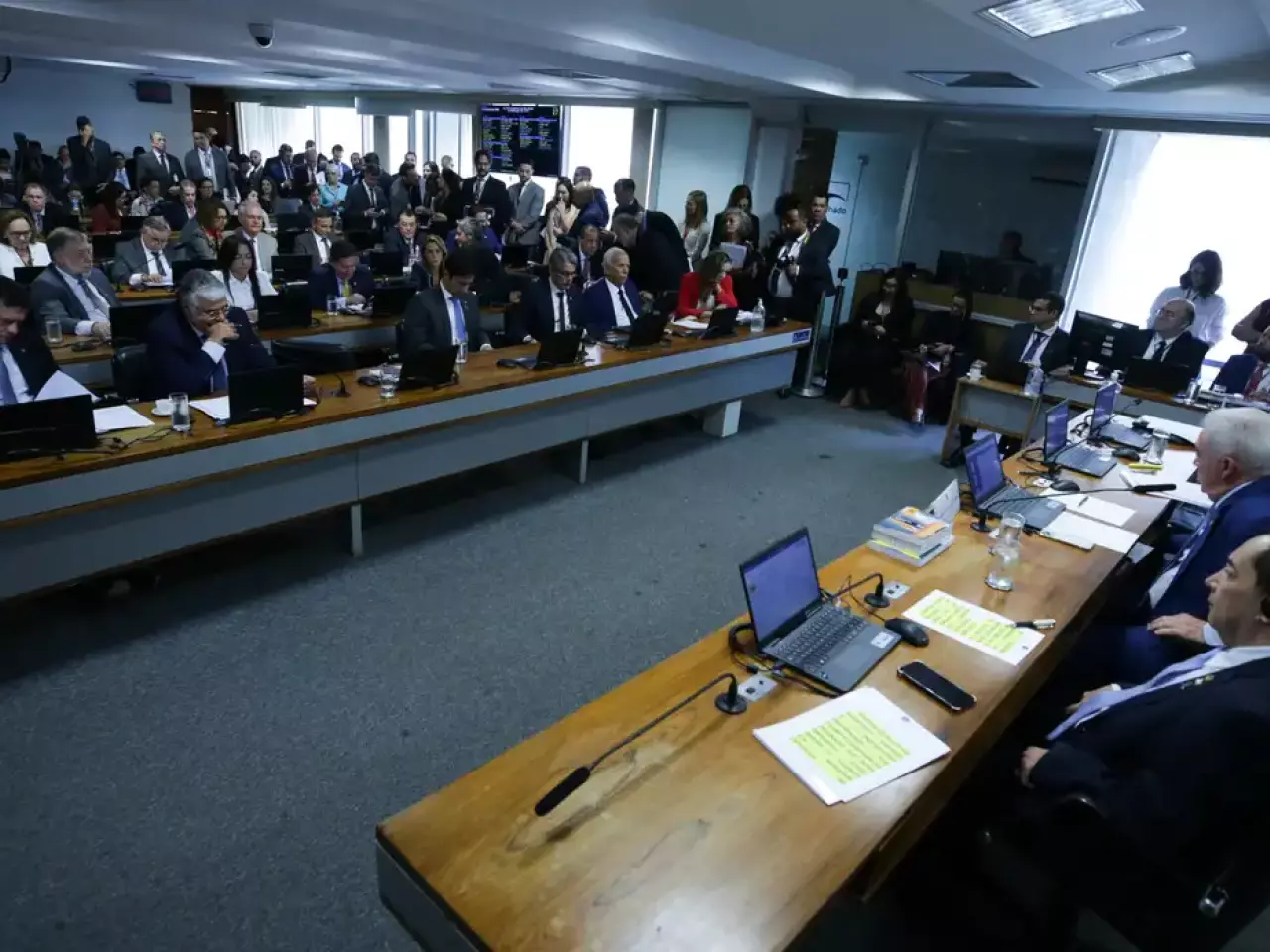 CCJ do Senado rejeita PEC da Blindagem por unanimidade