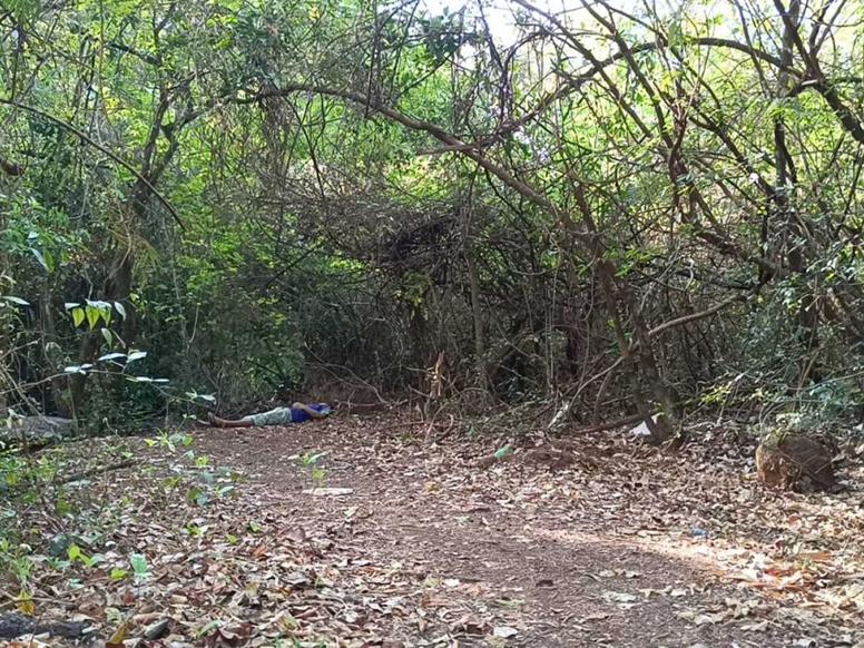 Jovem encontrado morto com marcas de execução no bairro Santa Felicidade