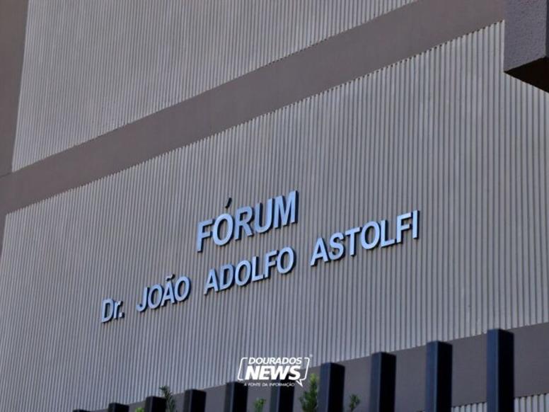 Justiça determina internação de menores que planejavam ataque escolar