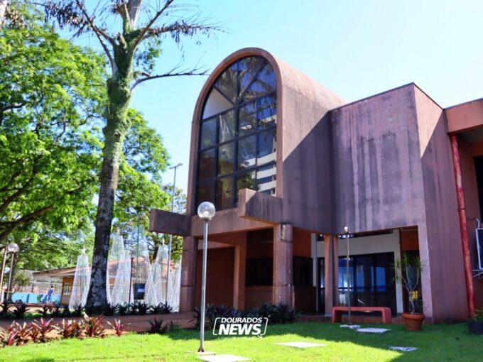 Reforma do Teatro Municipal: licitação libera obras locais