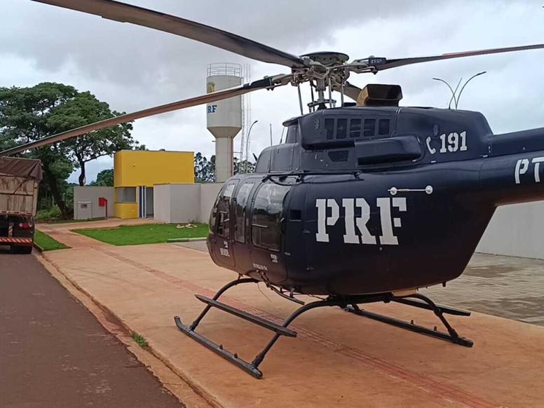 Carga de cocaína apreendida em fundos falsos de veículos