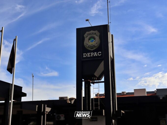 Abandono de incapaz casal é preso após deixar 3 crianças