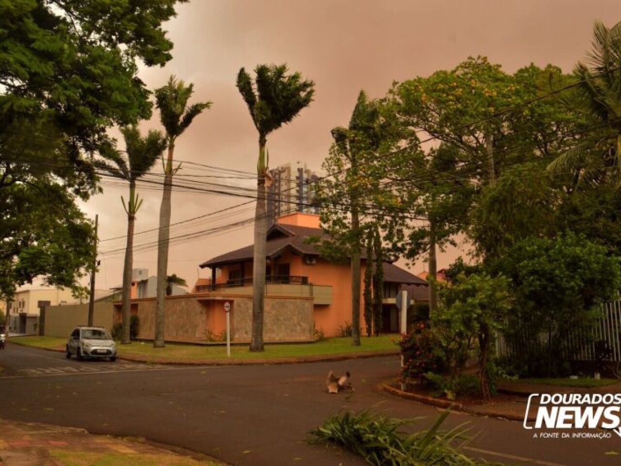Alerta de tempestade em Dourados deixa cidade em atenção