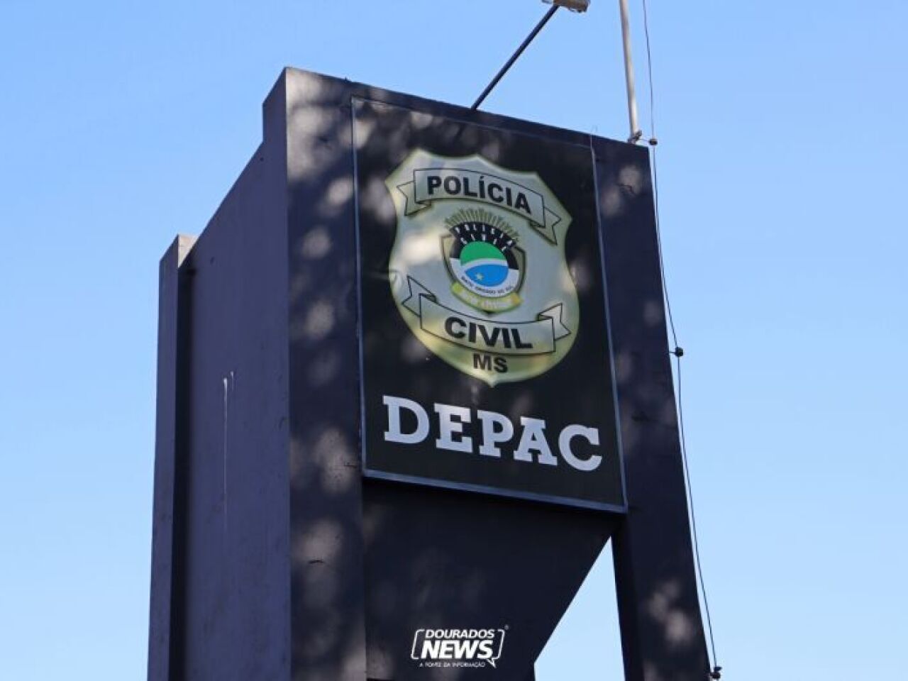 Desvio de mercadorias em frigorífico de Dourados e apreensão