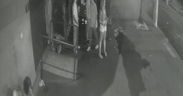 Mulher atira contra ex nora e fere 2 inocentes em Dourados