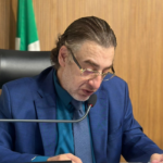 Educação avança em MS e Neno Razuk propõe reconhecimento ao trabalho do secretário Hélio Daher